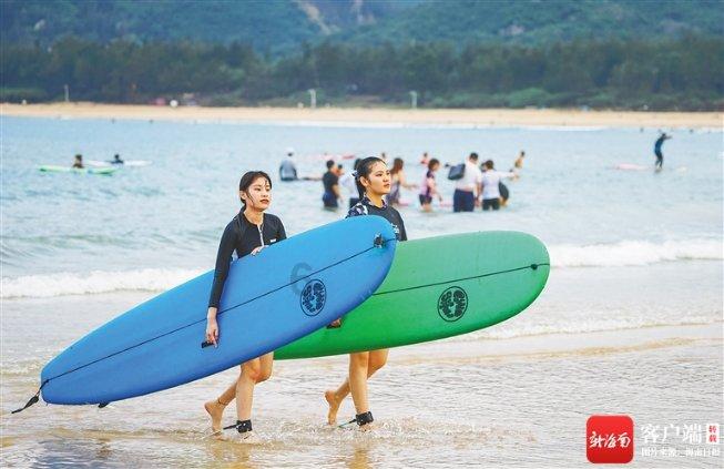 抢劫入狱，替子顶罪，他为何走到这一步？
